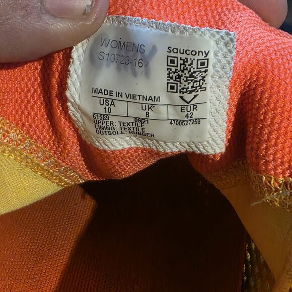 Size 10- Saucony Women's Kinvara 13 Running Shoe, VIZIGLD/VIZIRED, - Picture 10 of 10